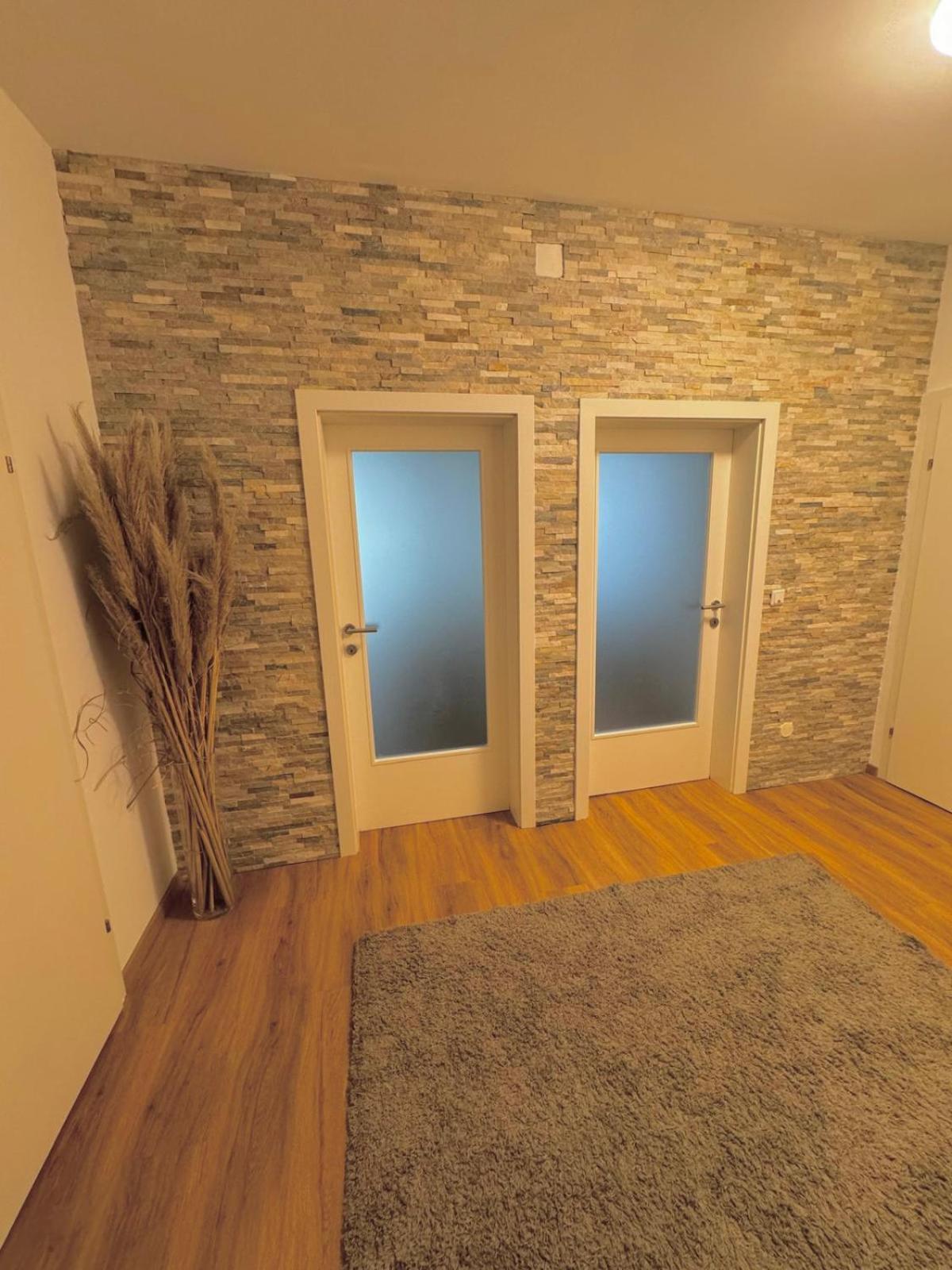 Sunny And Elegant Apartament In Central Location Graz Exterior foto