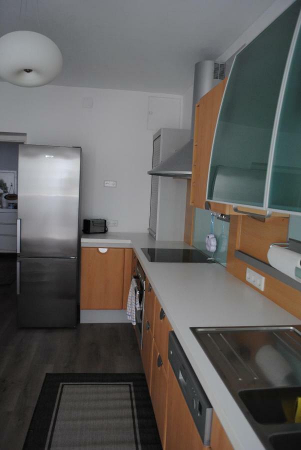 Sunny And Elegant Apartament In Central Location Graz Exterior foto